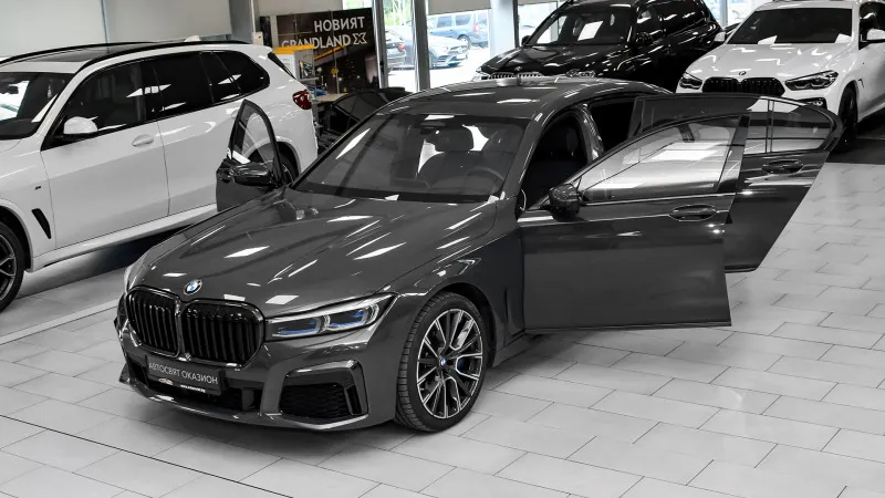 BMW 740 Ld xDrive M Sport Image 1